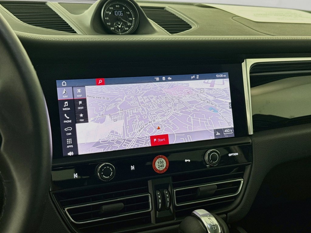 Certified 2024 Porsche Macan S AWD/4WD image 16