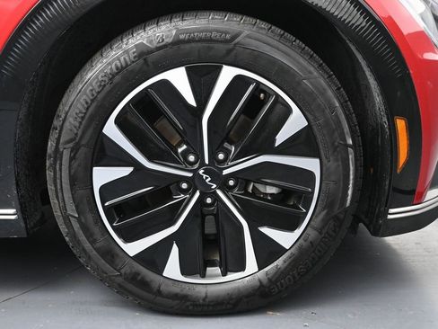 Used 2022 Kia EV6 Wind image 14