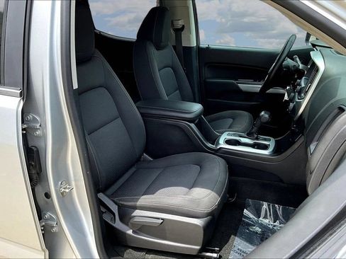 Used 2018 Chevrolet Colorado LT w/ LT Convenience Package RWD image 32