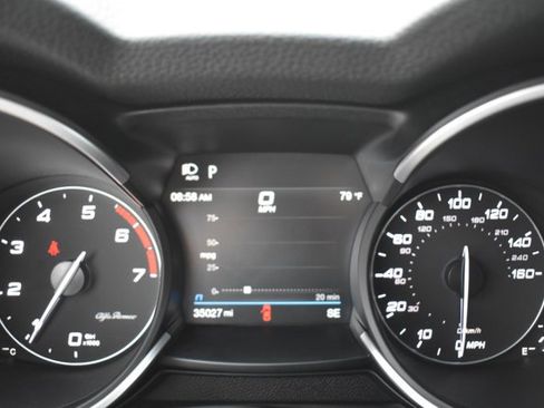 Used 2023 Alfa Romeo Stelvio Sprint RWD image 23