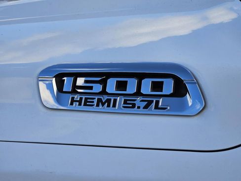 Used 2020 RAM 1500 Laramie image 40