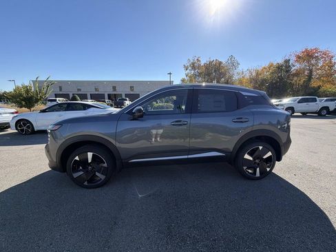 New 2026 Nissan Kicks SR FWD image 4