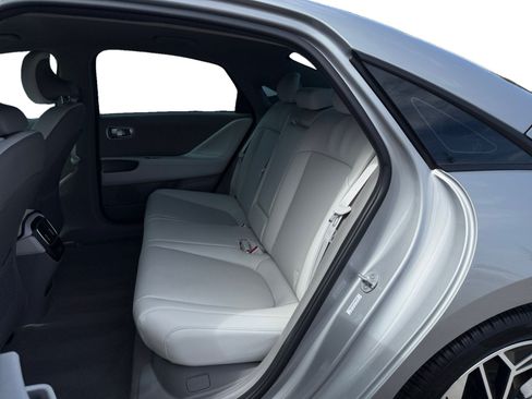 Used 2025 Hyundai Ioniq 6 SEL RWD image 16