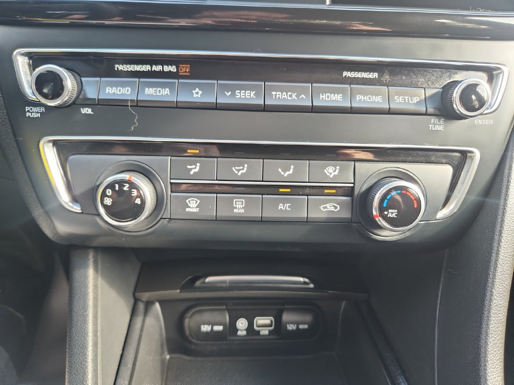 Used 2020 Kia Optima LX FWD image 22