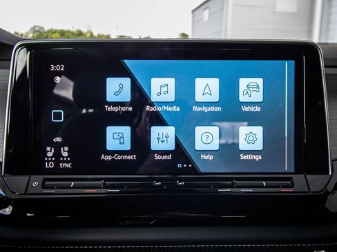 New 2026 Volkswagen Atlas Cross Sport SE FWD image 44