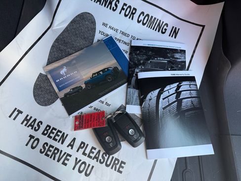 Used 2022 Ford Bronco Badlands image 27