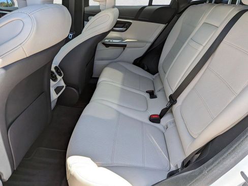 Certified 2023 Mercedes-Benz GLC 300 image 18