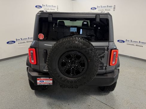 Used 2023 Ford Bronco Wildtrak AWD/4WD image 35