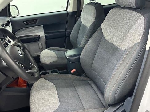 Used 2022 Ford Maverick XLT FWD image 5