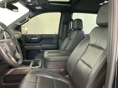 Used 2021 Chevrolet Silverado 1500 High Country AWD/4WD image 9
