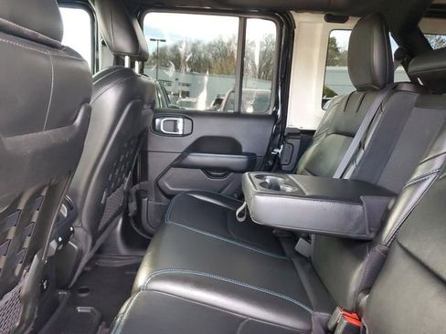 Certified 2022 Jeep Wrangler Unlimited Rubicon 4xe w/ Cold Weather Group image 11