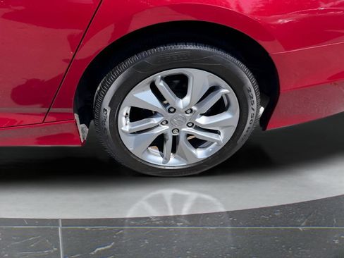 Used 2019 Honda Accord LX image 12