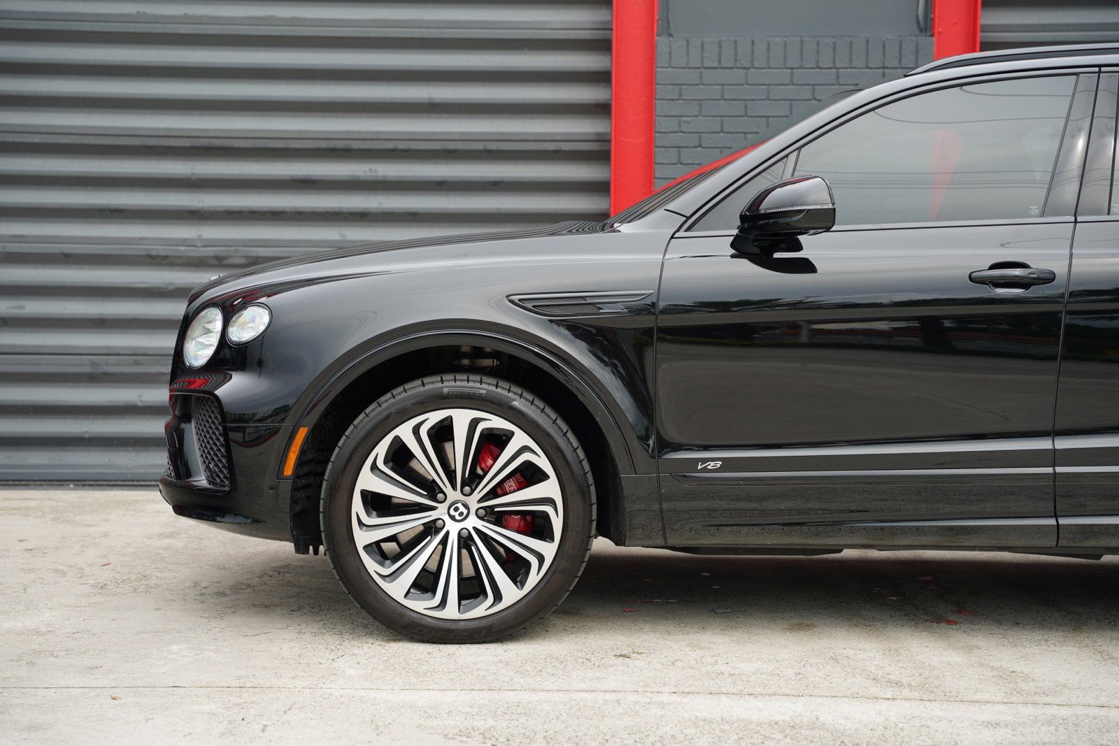 Used 2021 Bentley Bentayga AWD/4WD image 6