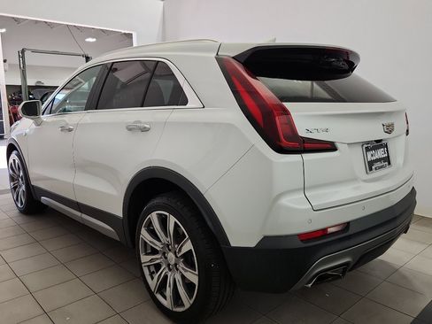 Used 2019 Cadillac XT4 Premium Luxury w/ Cold Weather Package image 5