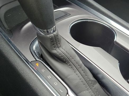 Used 2020 Chevrolet Malibu LT FWD image 29