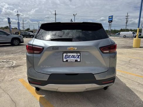 Used 2025 Chevrolet Blazer LT FWD image 13