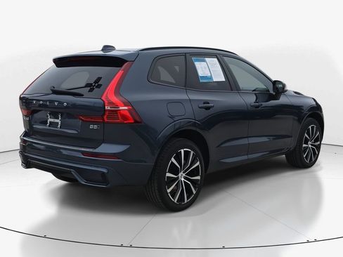 Used 2025 Volvo XC60 B5 Ultra w/ Protection Package Premier image 5