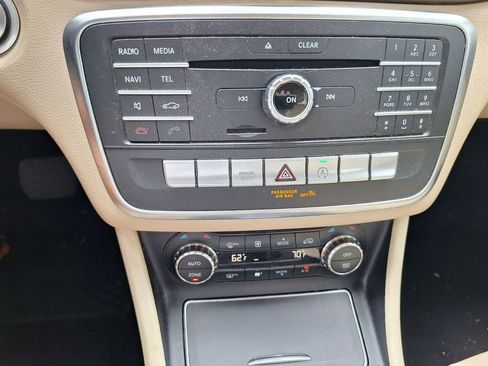 Used 2019 Mercedes-Benz GLA 250 image 16