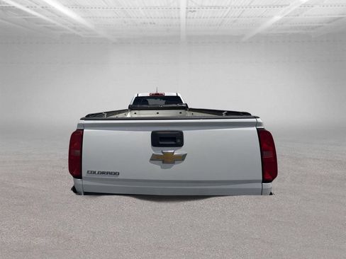 Used 2019 Chevrolet Colorado W/T RWD image 5