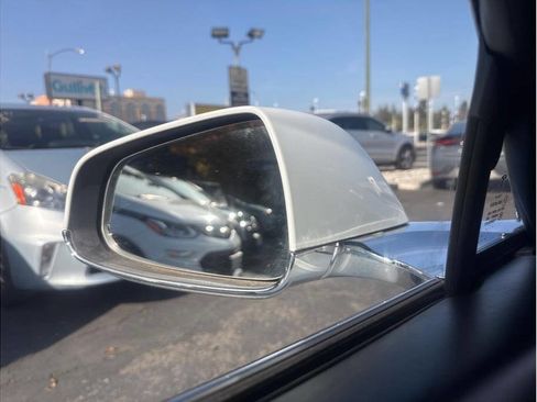 Used 2015 Tesla Model S P90D image 24