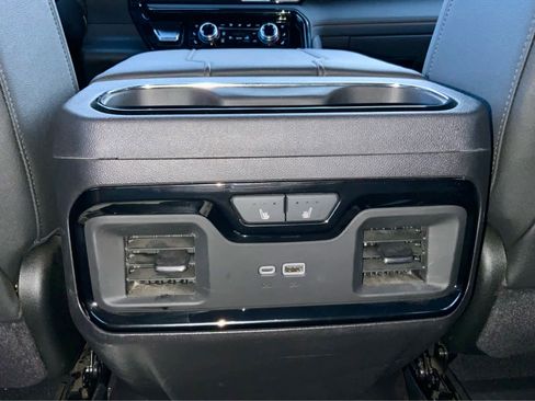 Used 2024 GMC Sierra 1500 AT4 w/ Technology Package image 57