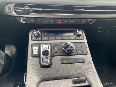 Used 2023 Hyundai Palisade SEL image 8