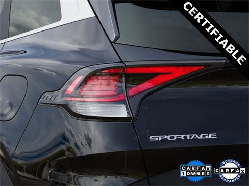 Certified 2025 Kia Sportage EX image 11
