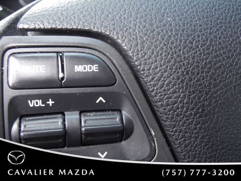 Used 2017 Kia Forte LX w/ LX Popular Package FWD image 19
