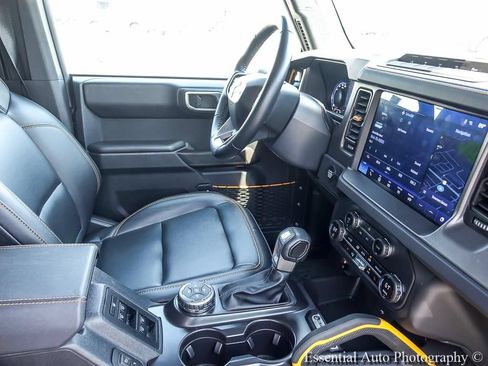 Used 2024 Ford Bronco Badlands AWD/4WD image 25