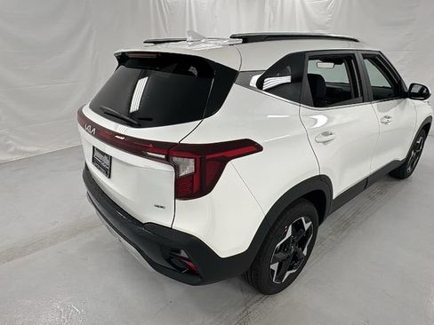 New 2026 Kia Seltos EX image 3