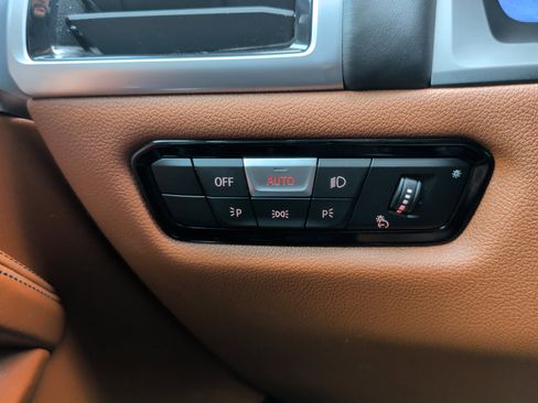 Certified 2023 BMW M850i xDrive Coupe image 25