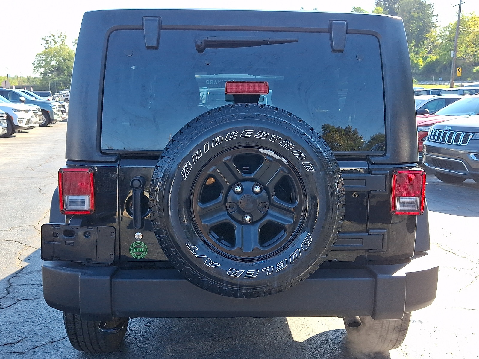 Used 2018 Jeep Wrangler Unlimited Sport AWD/4WD image 5
