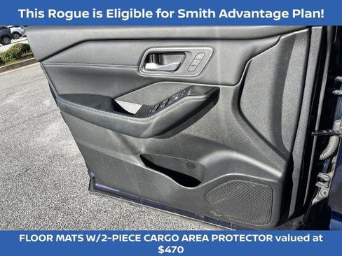 Certified 2025 Nissan Rogue Platinum w/ Platinum Premium Package image 14