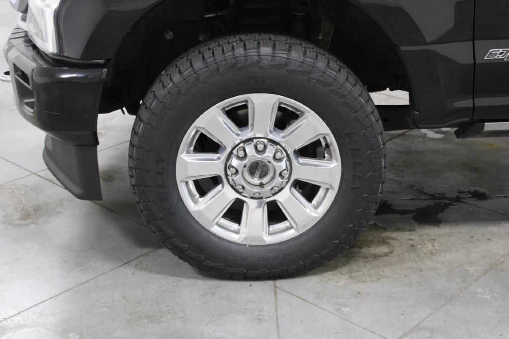 Used 2022 Ford F250 Platinum AWD/4WD image 22