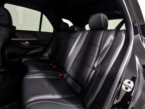 Certified 2025 Mercedes-Benz GLE 450e 4MATIC image 5