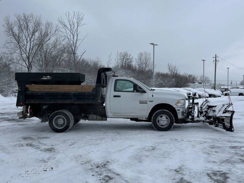 Used 2016 RAM 3500 Tradesman w/ Power & Remote Entry Group image 6