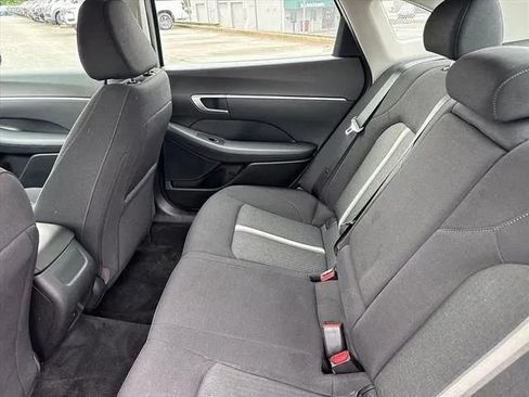 Used 2025 Hyundai Sonata SEL FWD image 14