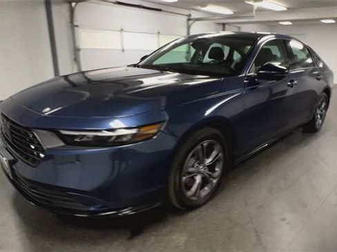 Used 2024 Honda Accord EX-L image 4