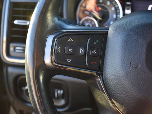 Used 2020 RAM 1500 Big Horn w/ Built-to-serve Edition image 16