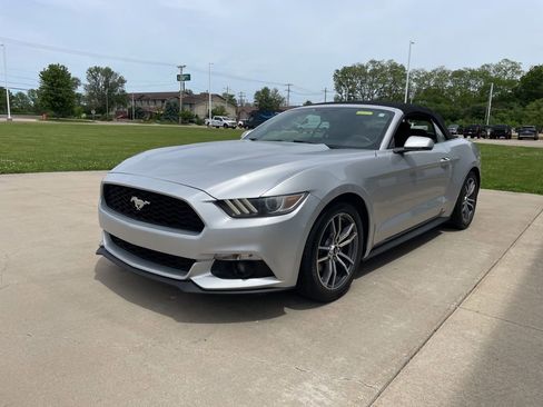 Used 2015 Ford Mustang Premium RWD image 2