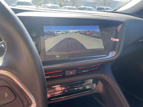 Used 2023 Buick Envision Essence w/ Sport Touring Package image 17