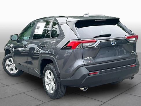 Certified 2021 Toyota RAV4 XLE w/ Convenience Package AWD/4WD image 12