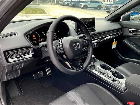 Used 2025 Honda Civic Sport image 8