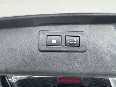 Used 2021 Subaru Outback Limited AWD/4WD image 10