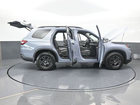 Used 2023 Honda Pilot TrailSport image 81