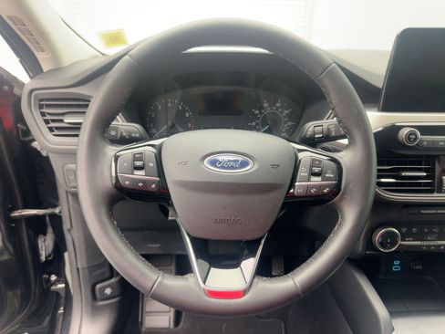 Used 2022 Ford Escape SE w/ Convenience Package image 17