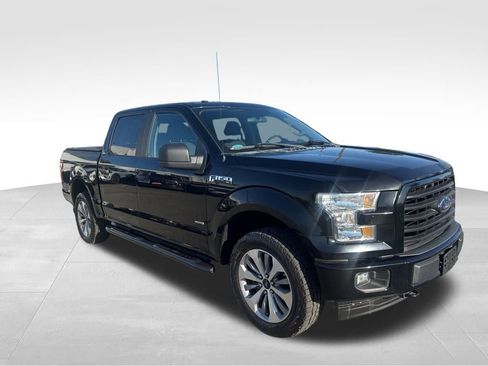Used 2017 Ford F150 XL w/ Equipment Group 101A Mid image 8