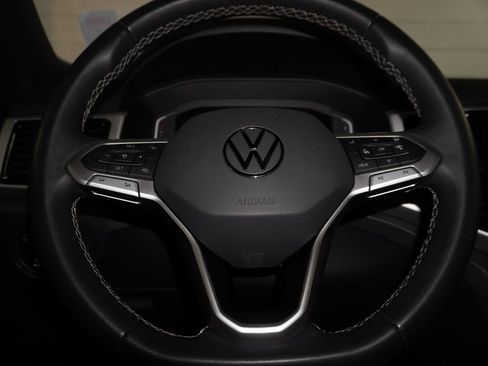 Used 2023 Volkswagen Atlas Cross Sport SEL image 14