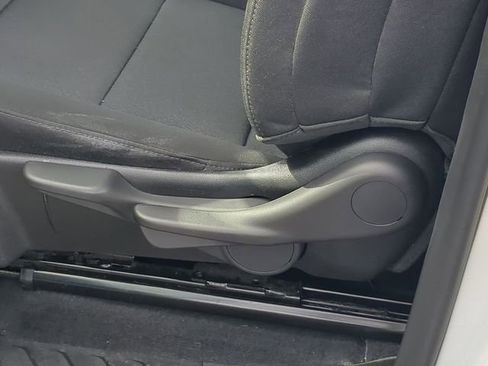 Used 2024 Chevrolet Colorado W/T image 19