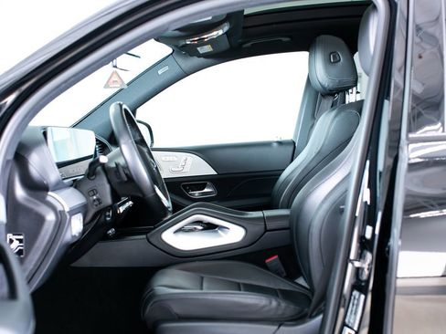 Used 2022 Mercedes-Benz GLS 450 4MATIC w/ AMG Line Exterior image 24